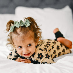 Black Daisy Bamboo Zipper Romper Pajamas